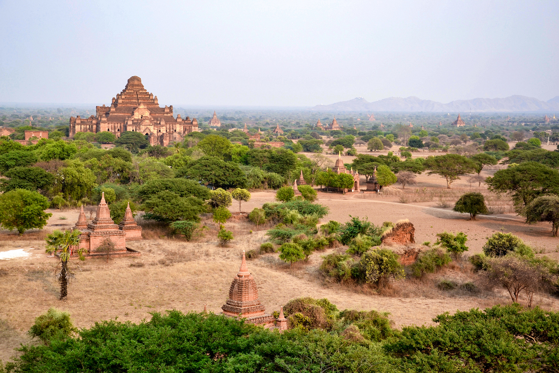 Blick-auf-Bagan