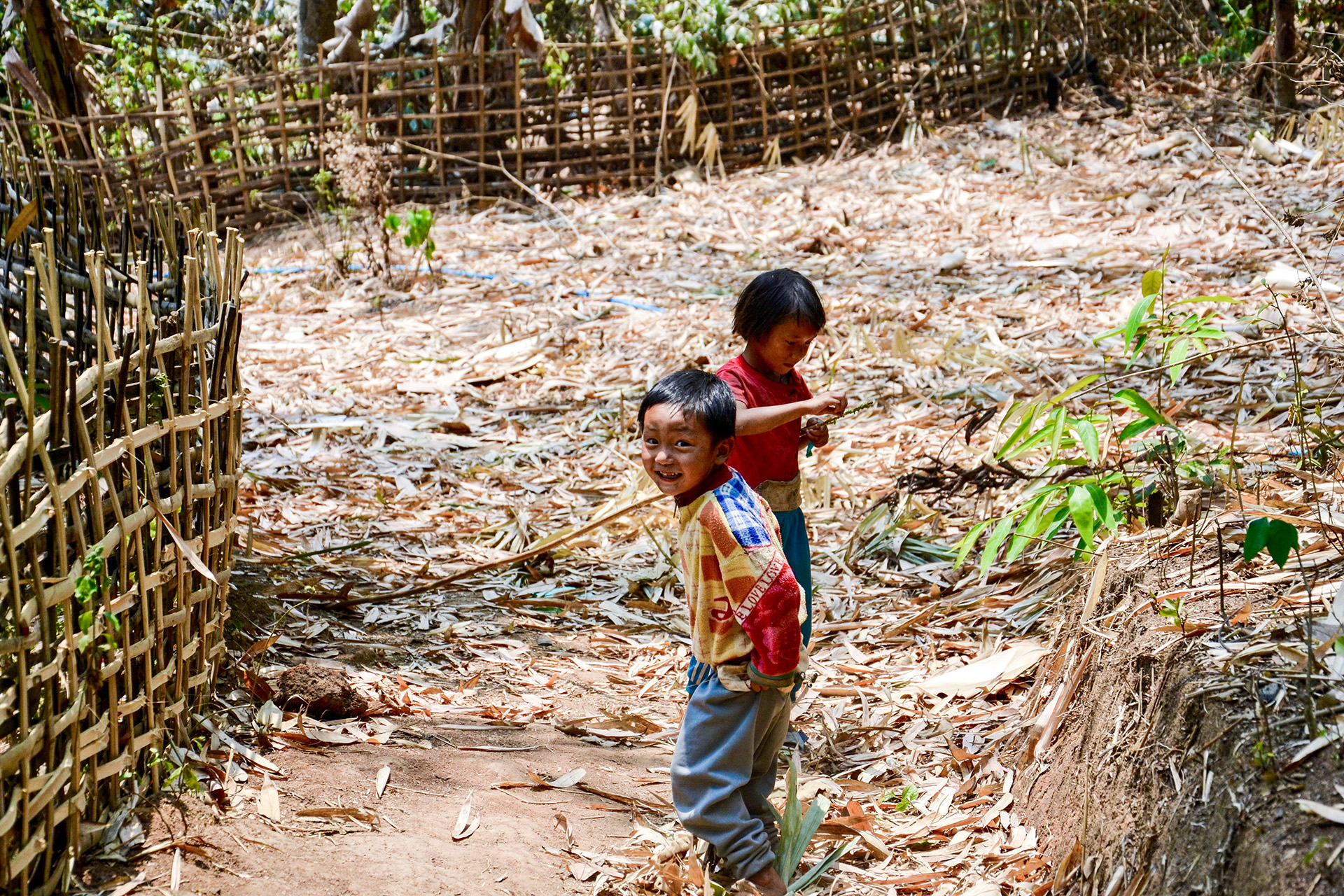 Kinder spielen in Myanmar