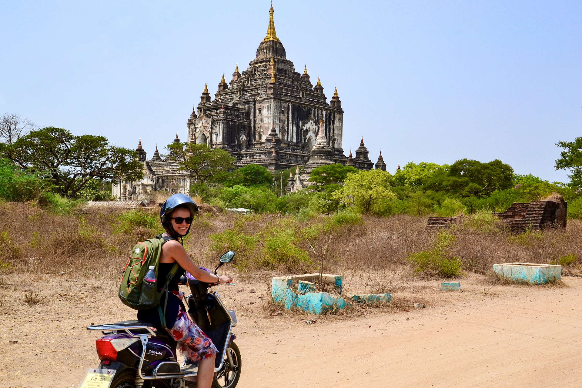 Mopedfahren-Bagan