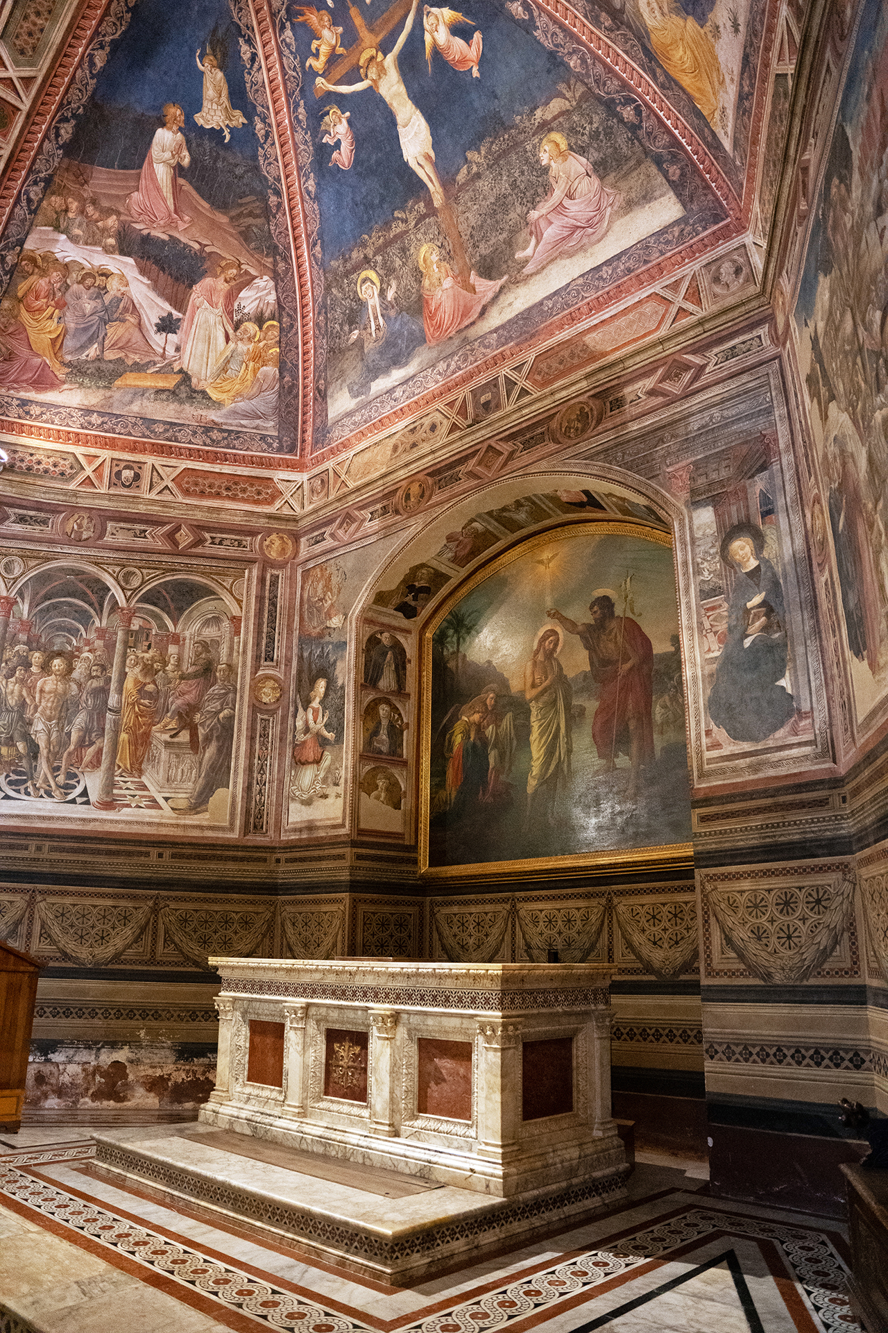 Siena_Baptisterium